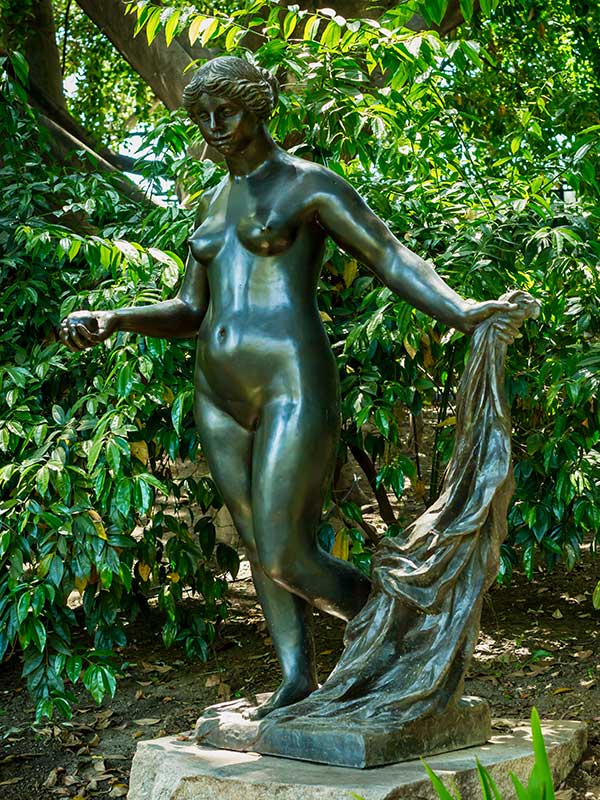 A bronze of Renoir's Venus Victorius